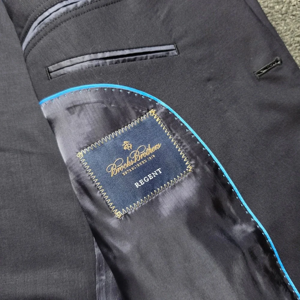 Brooks Brothers Blazer Navy Mens 46R Regent BrooksCool Travel Wool Sport Coat
